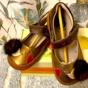 Livie and Luca Quill size 12